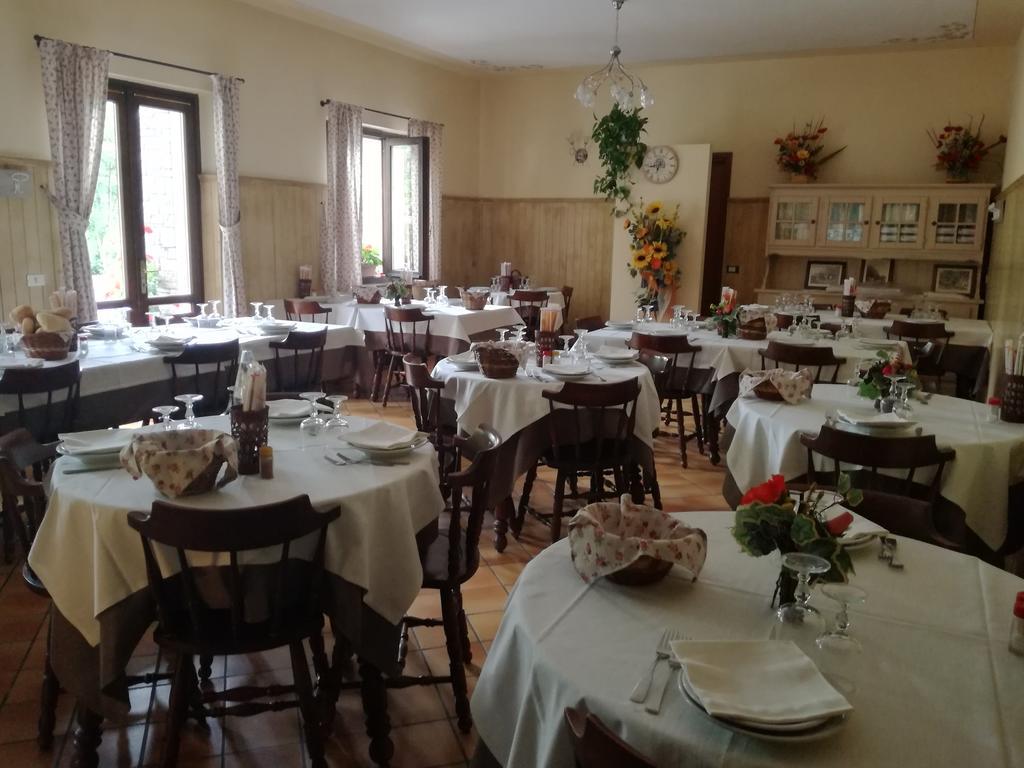 Gasthaus Agriturismo Cornei Da Nadia Collio Exterior foto