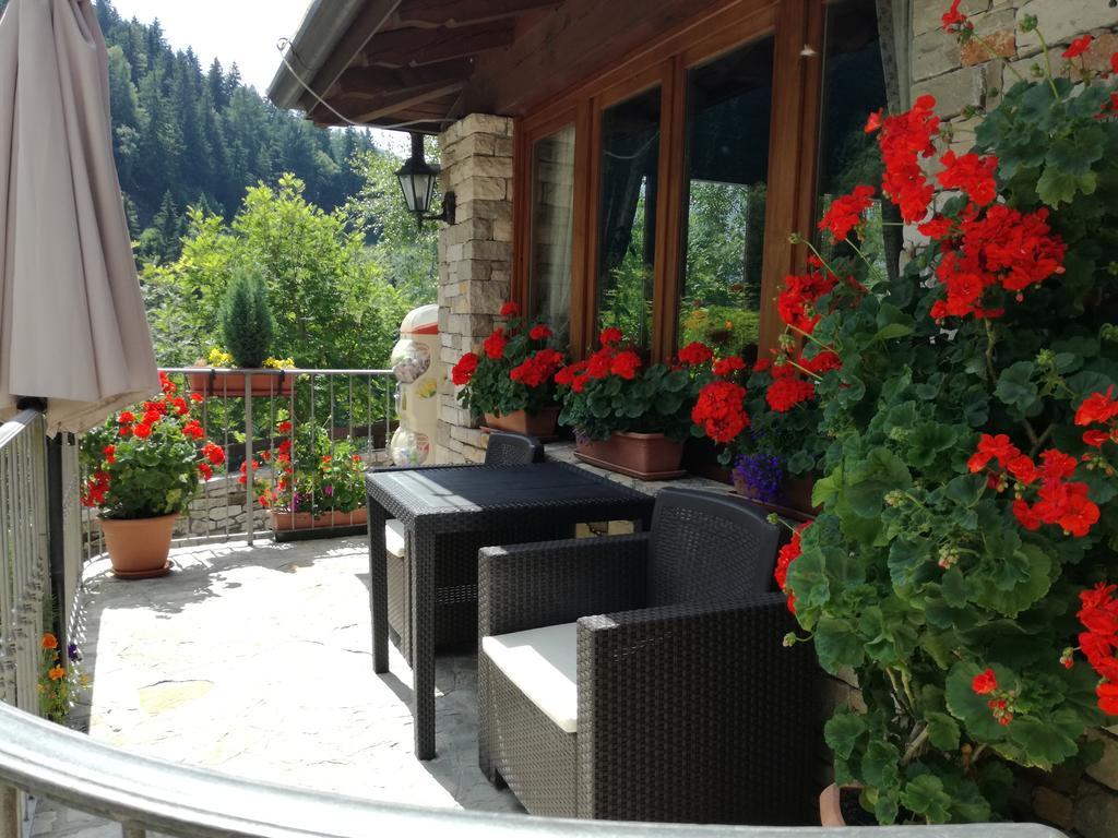 Gasthaus Agriturismo Cornei Da Nadia Collio Exterior foto