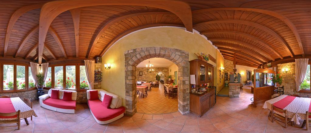 Gasthaus Agriturismo Cornei Da Nadia Collio Exterior foto
