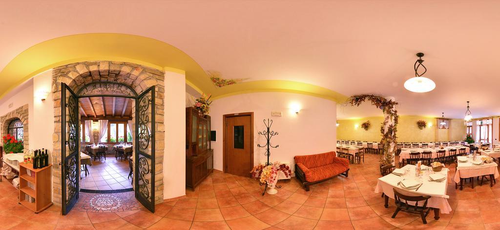 Gasthaus Agriturismo Cornei Da Nadia Collio Exterior foto