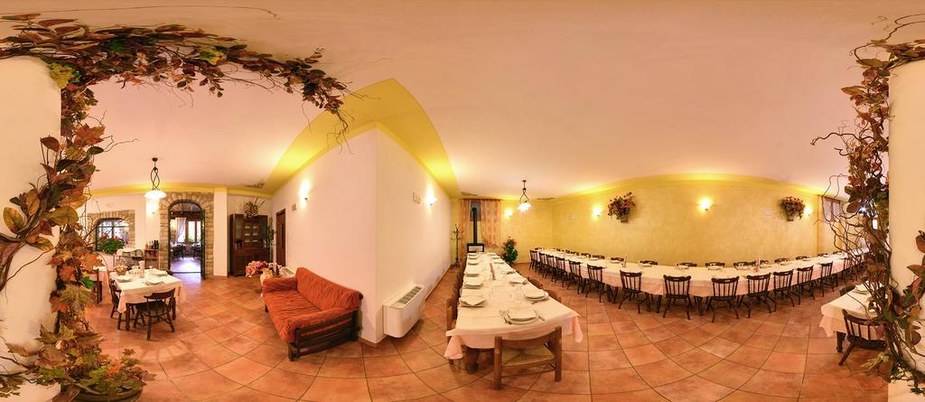 Gasthaus Agriturismo Cornei Da Nadia Collio Exterior foto