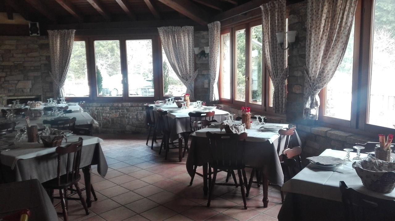 Gasthaus Agriturismo Cornei Da Nadia Collio Exterior foto